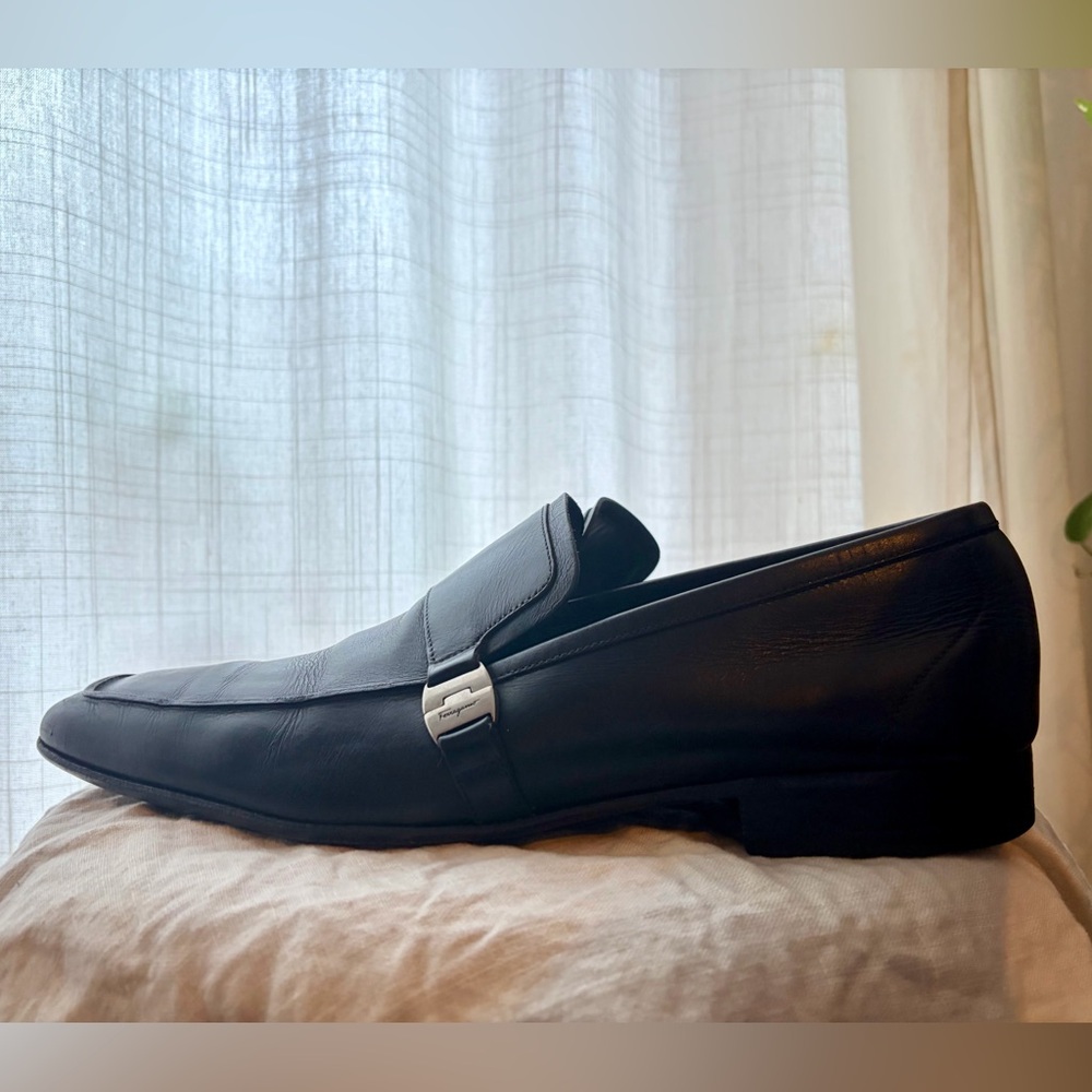 Salvatore Ferragamo Men’s Black Leather Loafers 12 | Made in Italy | Vibram Heel